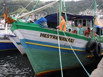 Embarcação para Provetá.