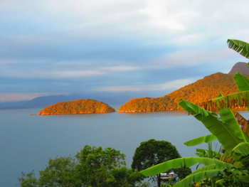 Trilha T07 – Praia Grande de Araçatiba à Praia Vermelha - Ilha Grande - RJ