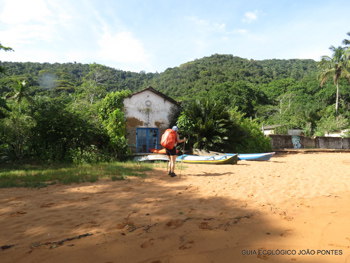 Trilha T08 – Praia de Araçatibinha - Ilha Grande - RJ