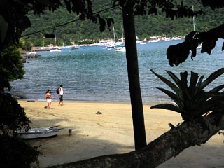 Praia comprida - enseada do Abraão - Ilha Grande - RJ