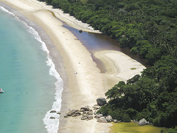 Pequeno riacho visto do Mirante de Lopes Mendes