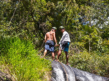 Rapel na Cachoeira da Feiticeira - Ilha Grande - Angra dos Reis