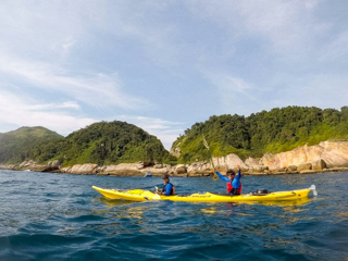 Passeios de caiaque ao redor de Ilha Grande