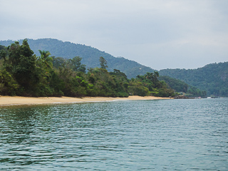 Depois da Praia do Perequê a próx. é a Praia De Fora